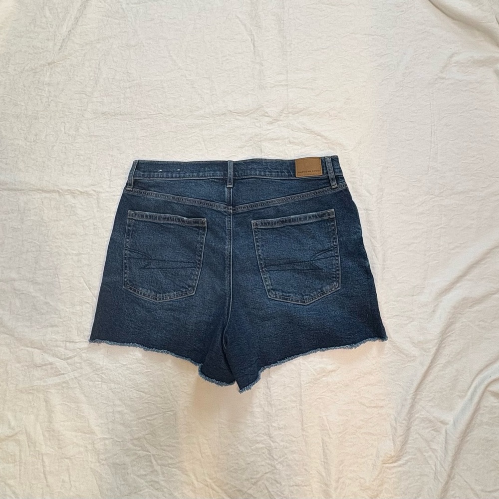 American Eagle Strigid Relaxed Denim Shorts Size 12/31 High Rise Frayed Hem J2Y - Picture 6 of 9